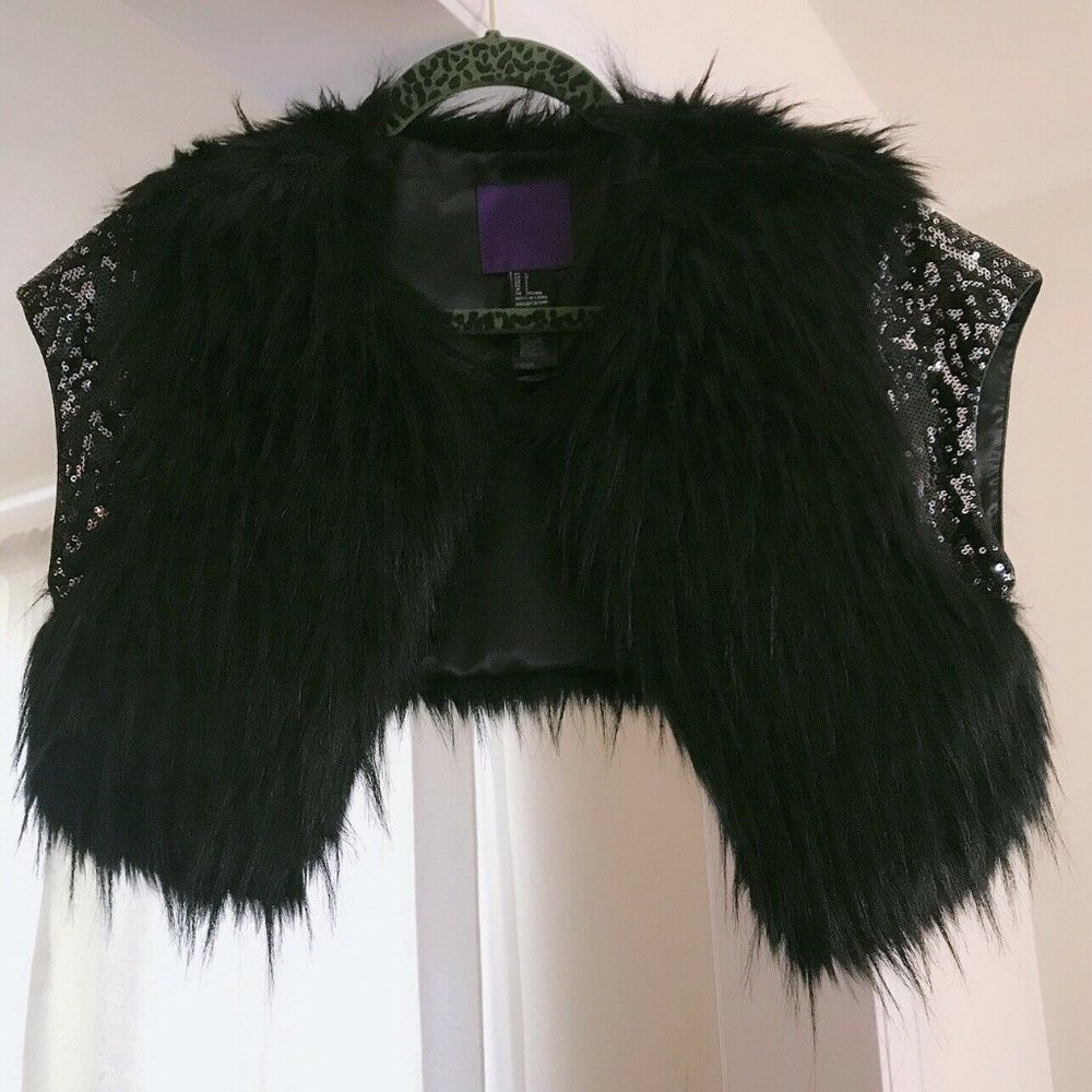New Forever 21 Faux Fur Vest